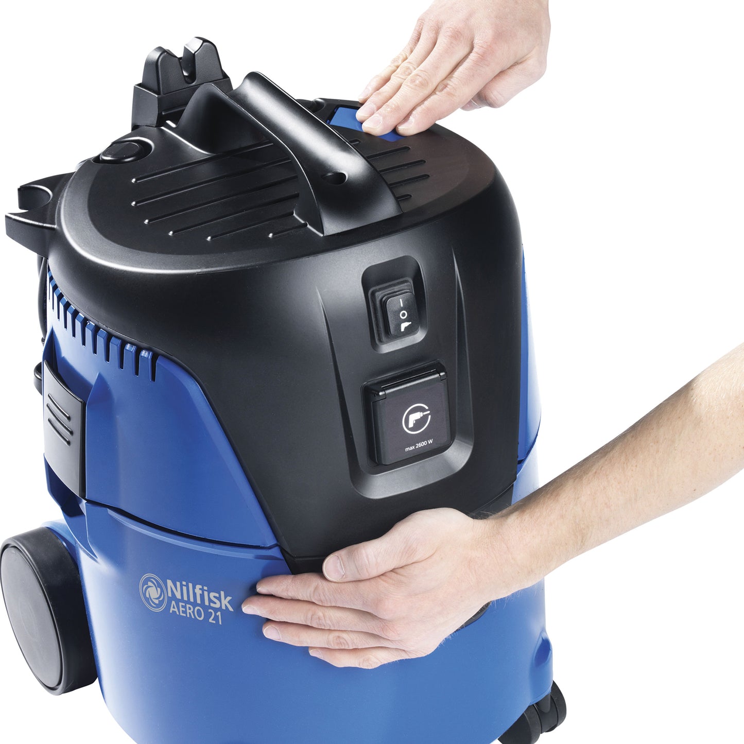 AERO 21 våd-/tørsuger med semiautomatisk Push&Clean filterrensesystem, blæsefunktion, ergonomisk design og rustfri stålbeholder (INOX-model).