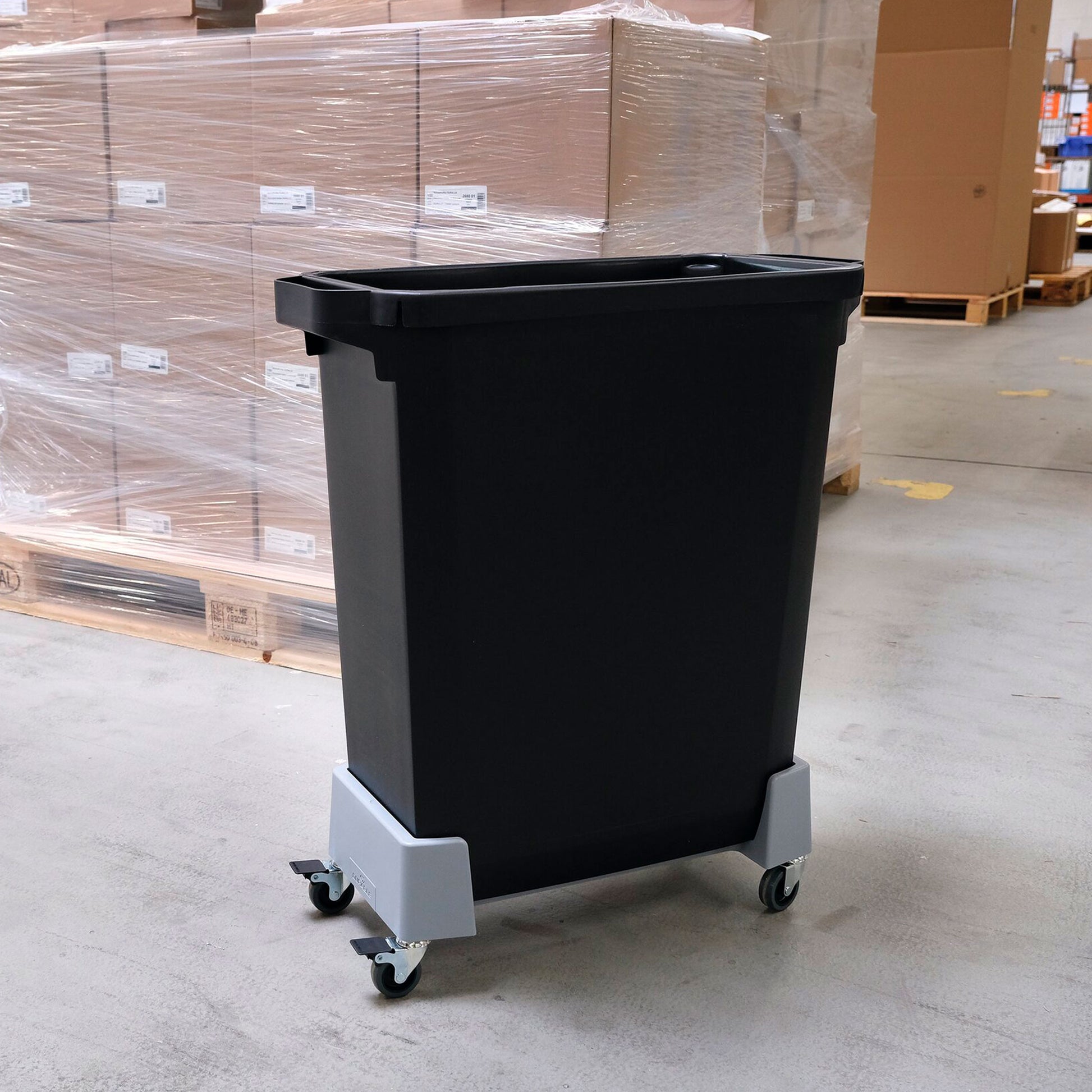 Vogn til DURABIN 60 liter affaldsspand med fire drejelige hjul og bremse, fremstillet i genanvendt plast