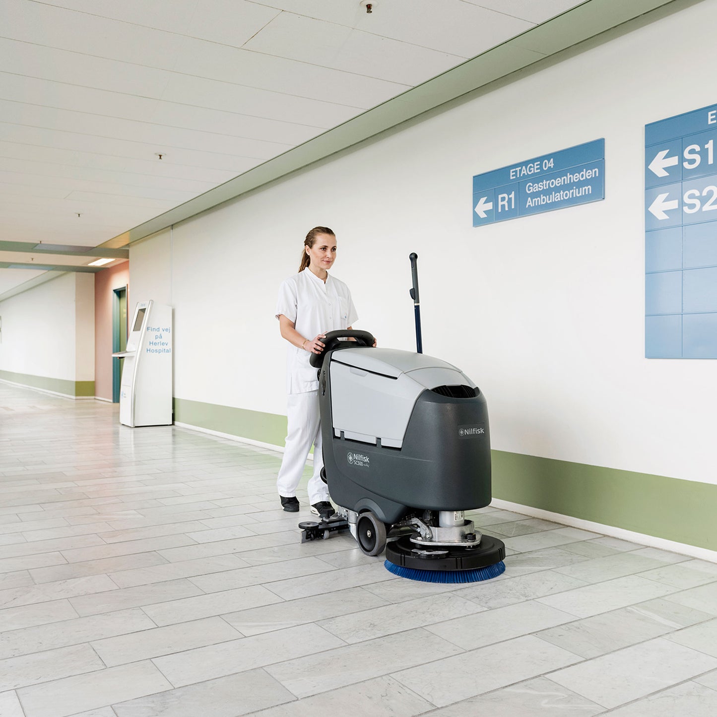 Nilfisk SC500 53 B professionel gulvvaskemaskine med 53 cm børstedæk, EcoFlex-system og ergonomisk betjening