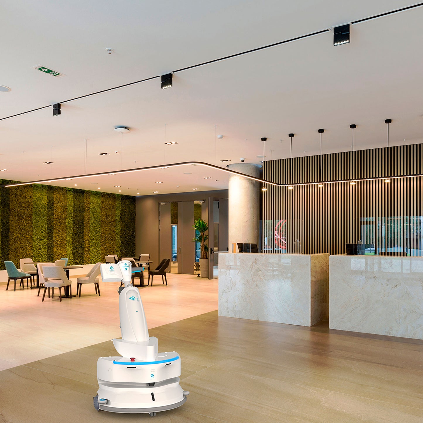 i‑walk koblet på i‑mop XL og klar til automatisk rengøring, en fleksibel løsning der nemt kan afmonteres til manuel gulvvask. 