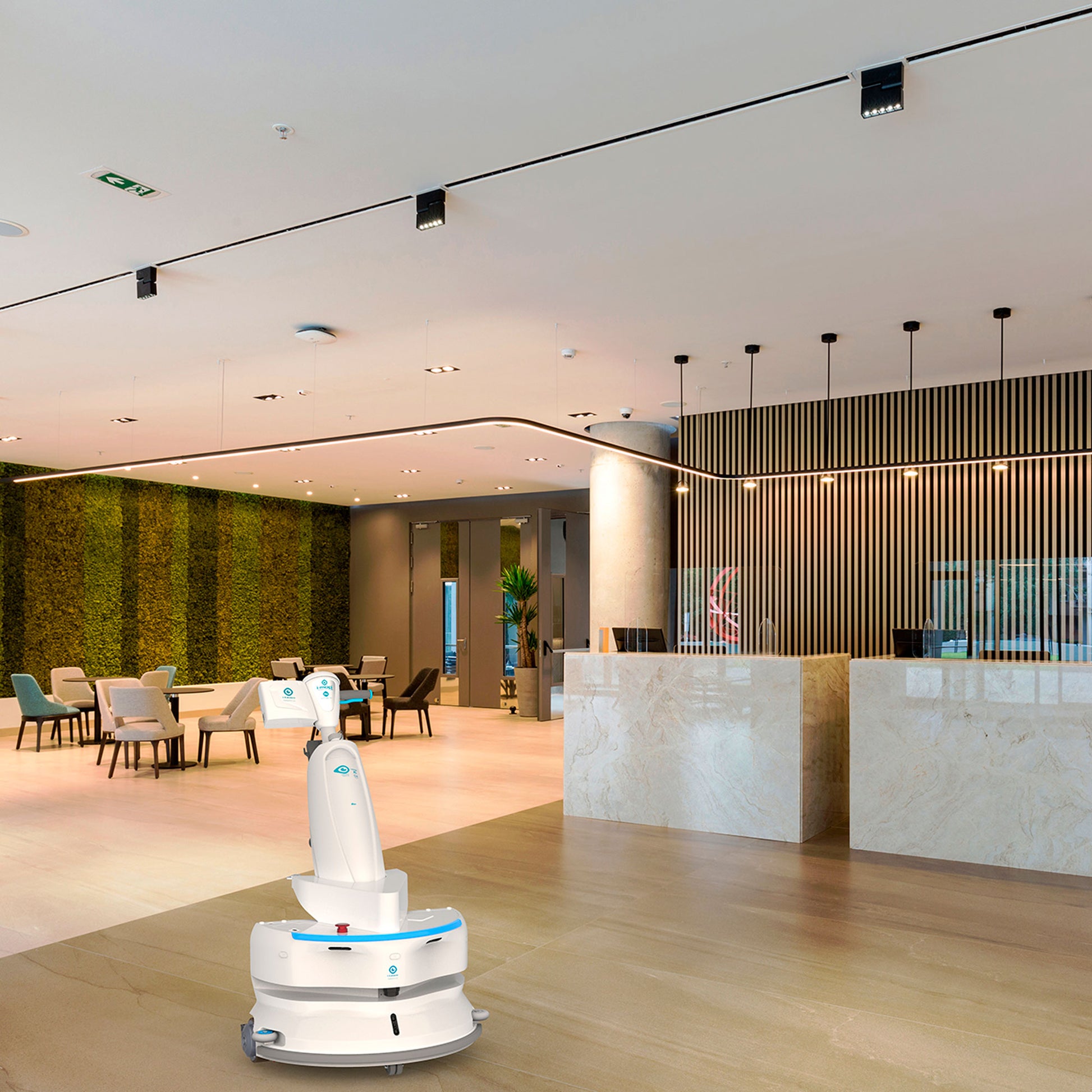 i‑walk koblet på i‑mop XL og klar til automatisk rengøring, en fleksibel løsning der nemt kan afmonteres til manuel gulvvask. 